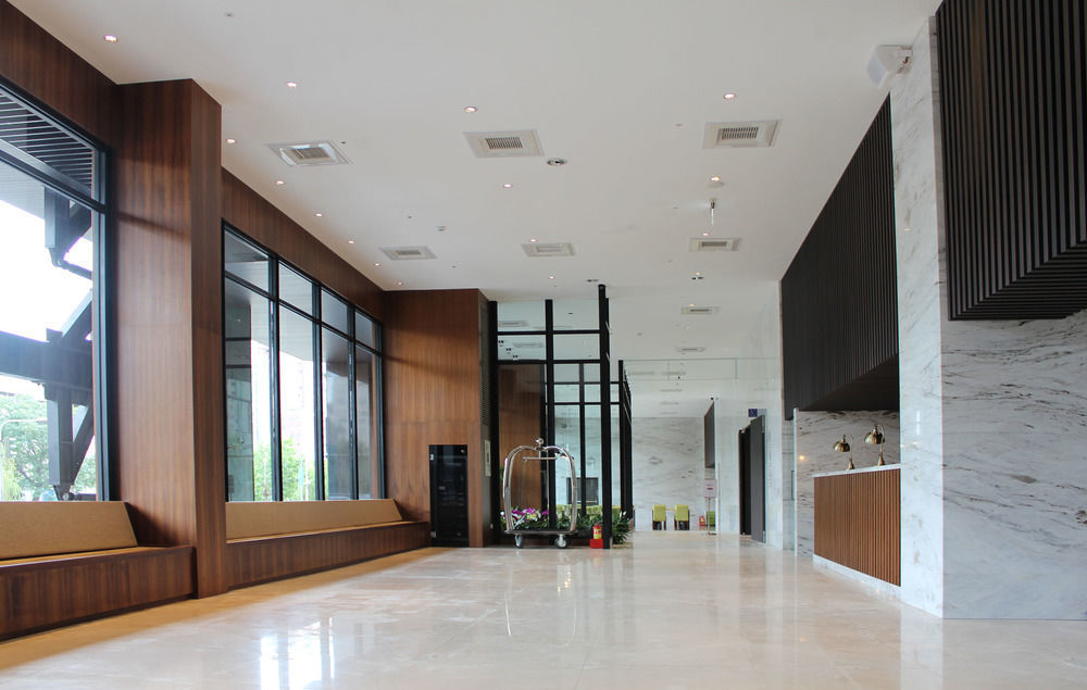 Aeris International Hotel Тайчжун Экстерьер фото