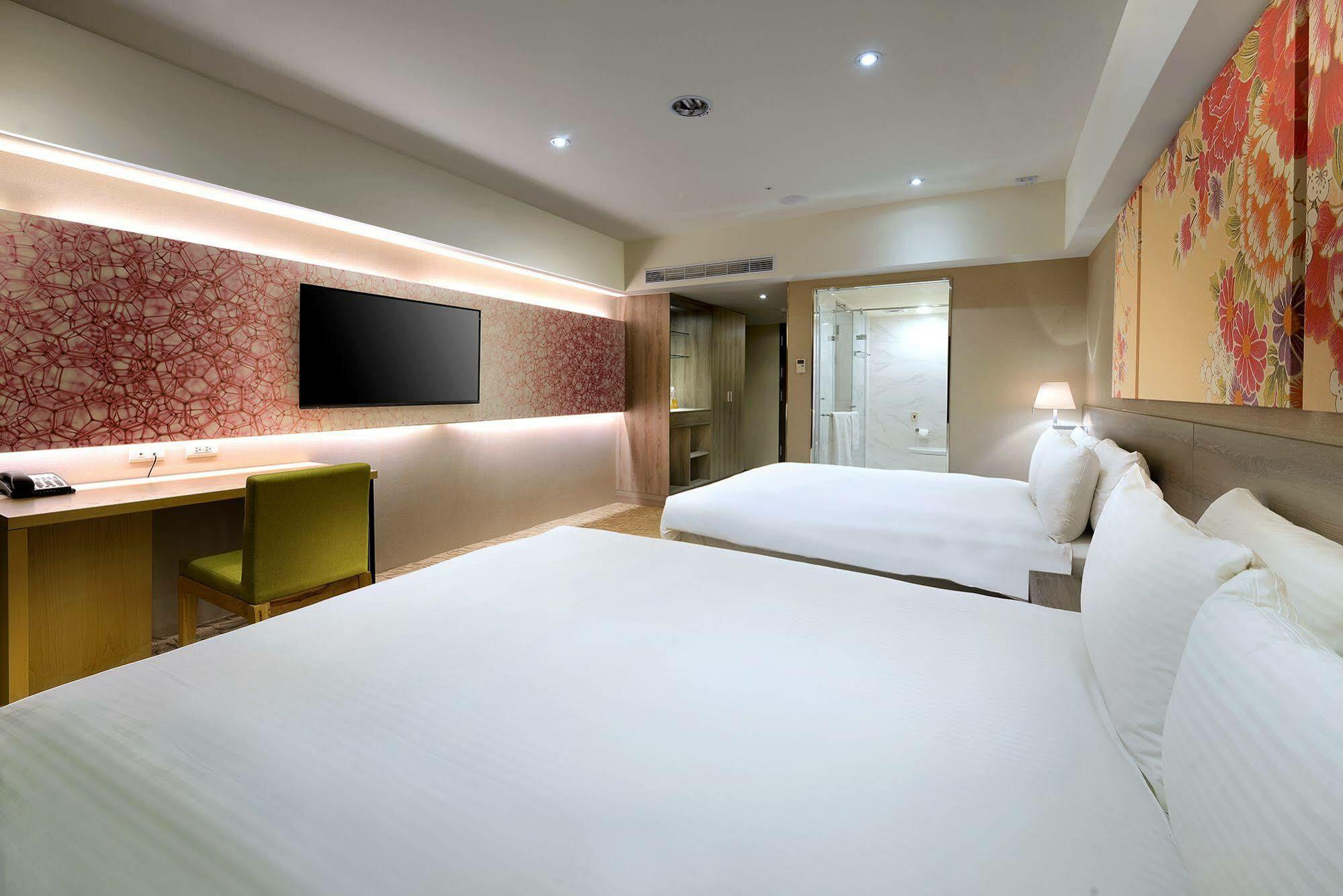 Aeris International Hotel Тайчжун Экстерьер фото
